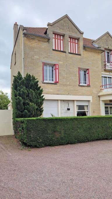 Apartment Proche Centre Et Ouistreham